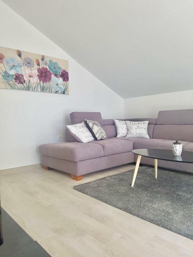 זאדאר Apartment Hera With Balcony And Free Parking מראה חיצוני תמונה