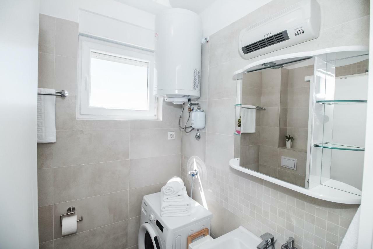 זאדאר Apartment Hera With Balcony And Free Parking מראה חיצוני תמונה