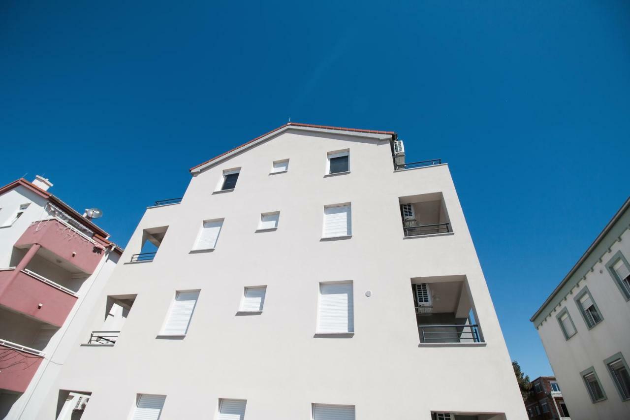 זאדאר Apartment Hera With Balcony And Free Parking מראה חיצוני תמונה