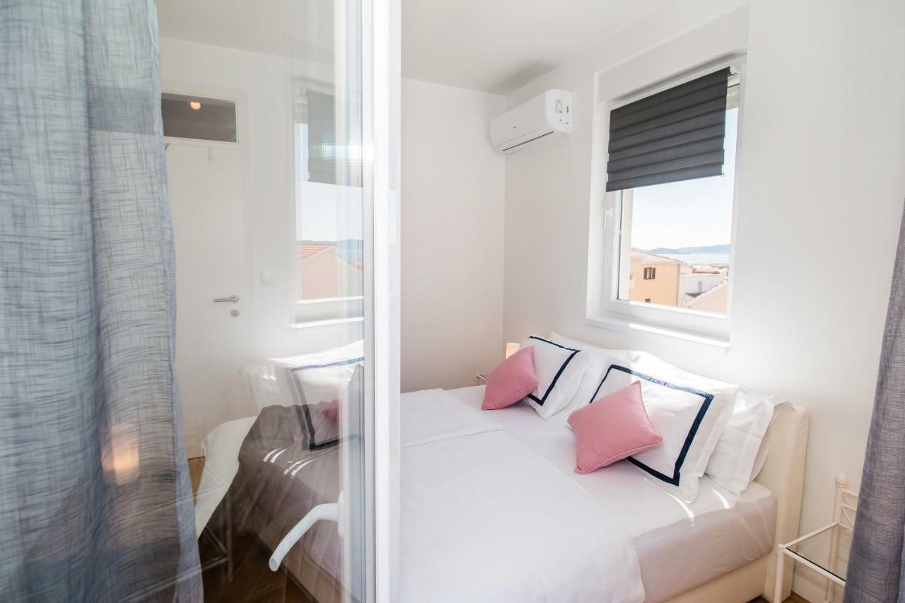 זאדאר Apartment Hera With Balcony And Free Parking מראה חיצוני תמונה