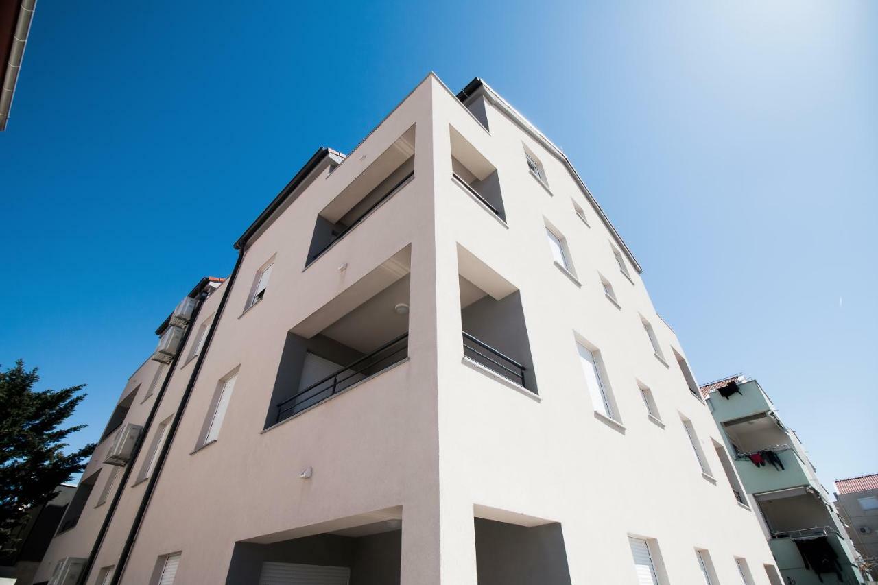 זאדאר Apartment Hera With Balcony And Free Parking מראה חיצוני תמונה