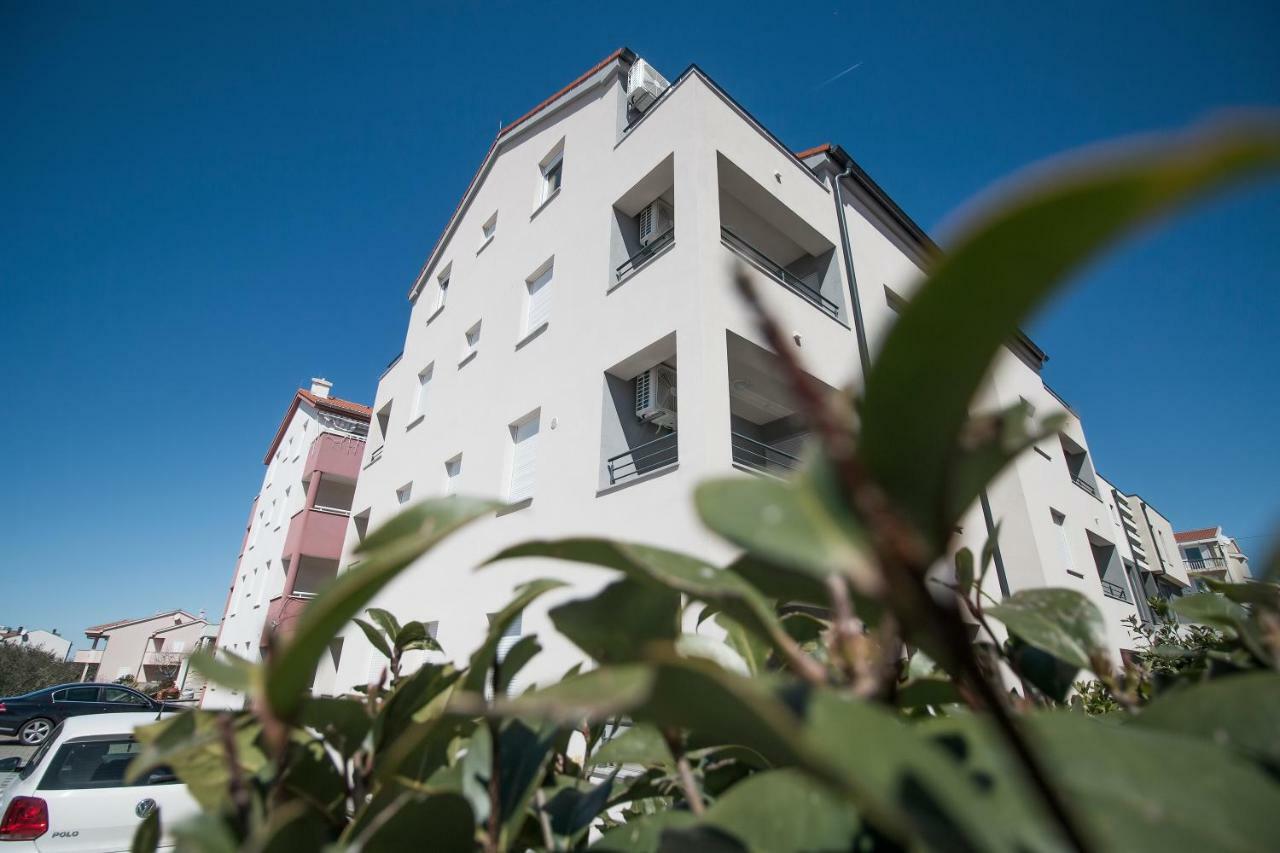 זאדאר Apartment Hera With Balcony And Free Parking מראה חיצוני תמונה
