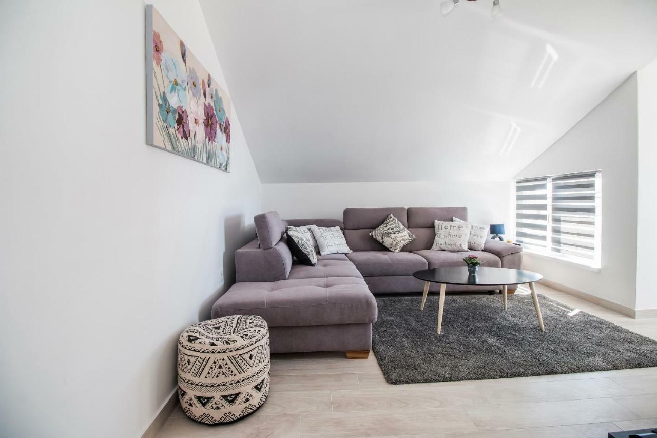 זאדאר Apartment Hera With Balcony And Free Parking מראה חיצוני תמונה